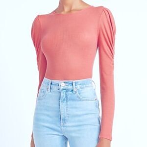 NWT Express ribbed ruched puff sleeve top size Small